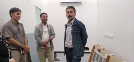 بازدید بازیگر محبوب سینما و تلویزیون از انستیتو کانسر بیمارستان امام خمینی(ره)